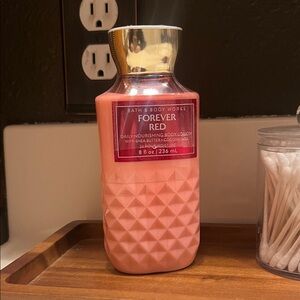 Bath & Body Works Forever Red Nourishing Body Lotion - Red and Gold